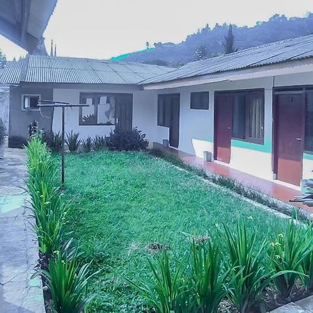 Burangrang Village Mitra Reddoorz Bogor Exterior foto